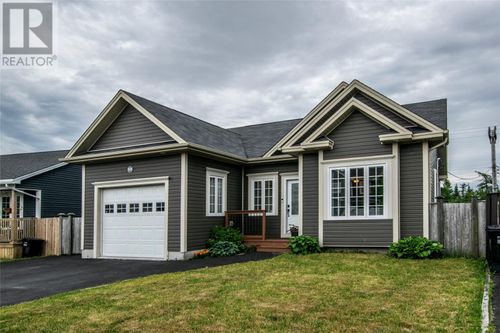 88 Kenai Cres, Saint John's, NL, A1H0J1 | Card Image