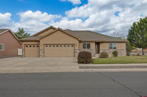 516 Howard Fork Ave, Montrose, CO, 81403-4687 | Card Image