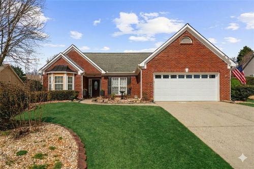 8565 Meadowgrove Ln, Gainesville, GA, 30506-4832 | Card Image