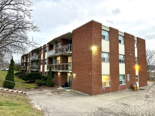 309-7 Riverview Blvd, Saint Catharines, ON, L2T3L5 | Card Image
