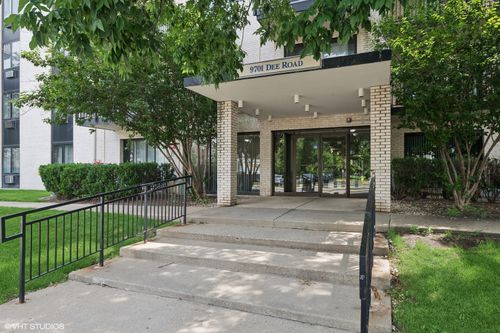 apt-2i-9701 Dee Rd, Niles, IL, 60714-5876 | Card Image