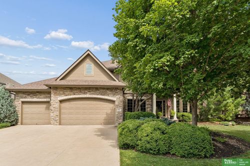 3811 S 194th St, Omaha, NE, 68130-5019 | Card Image