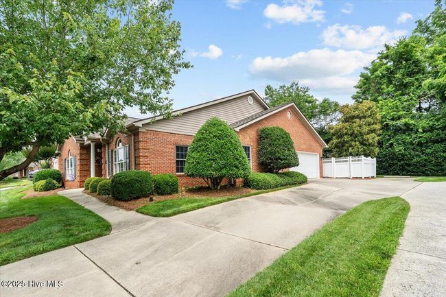 4465 Orchard Knob Ln, Townhouse with 3 bedrooms, 2 bathrooms and 2 parking in High Point NC | Image 6