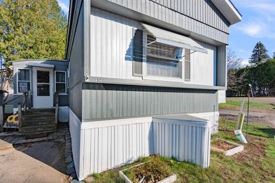 32 Sixth Street, House other with 2 bedrooms, 1 bathrooms and null parking in Colchester VT | Image 2