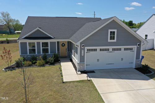 8764 Kenridge Ln, Fuquay-Varina, NC, 27526-3596 | Card Image