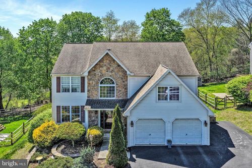 624 Stoney Run Rd, POTTSVILLE, PA, 17901-8729 | Card Image