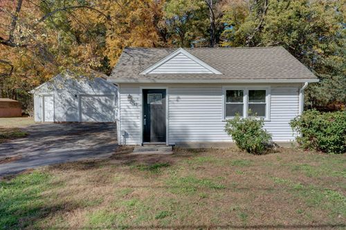 62 Rice Rd, Broad Brook, CT, 06016-9614 | Card Image