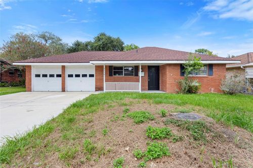3116 Mckinney Dr, La Marque, TX, 77568-3608 | Card Image