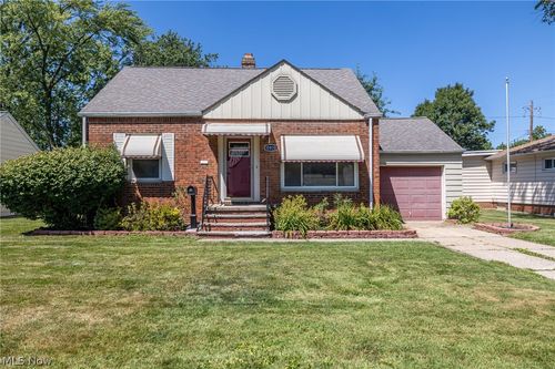 10810 Windham Rd, Parma, OH, 44130-1573 | Card Image