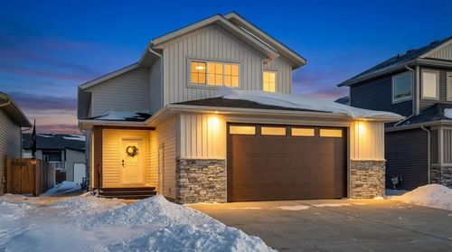 148 Red Ash Cove, Springbrook, AB, T4S0E4 | Card Image