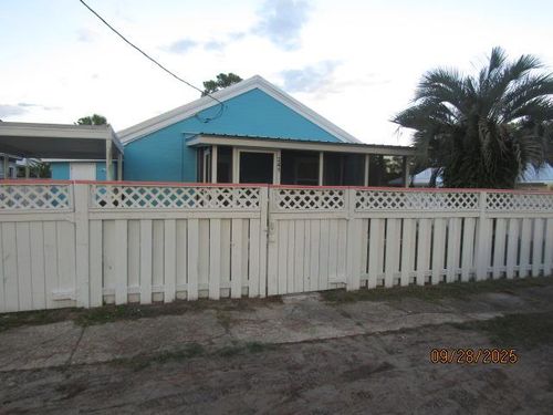 1-24 Parker Ave, Carrabelle, FL, 32322 | Card Image