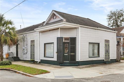 4226 Saint Peter St, New Orleans, LA, 70119-4618 | Card Image