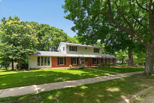6602 Montclair Ln, Madison, WI, 53711-3109 | Card Image