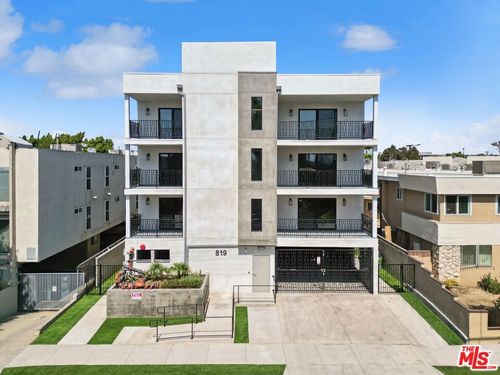 apt-5-819 E La Palma Dr, Inglewood, CA, 90301-2856 | Card Image