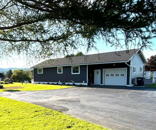 30 Peloquin Rd, Graniteville, VT, 05654-8112 | Card Image