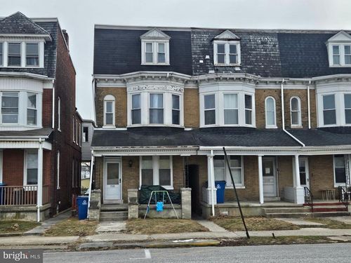 1126 W Market St, YORK, PA, 17404-3414 | Card Image