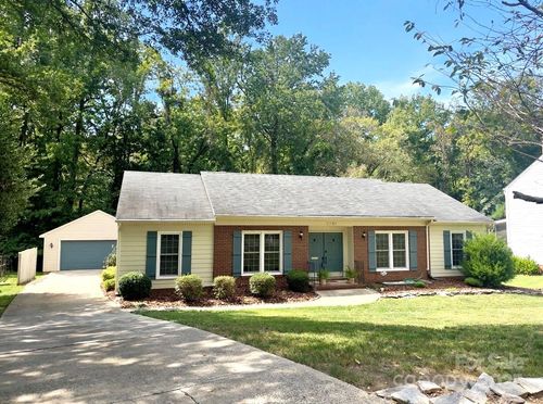 2707 Heidleburg Ln, Charlotte, NC, 28210-7665 | Card Image
