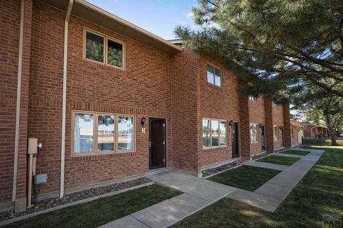 h-2101 Chatalet Ln, Pueblo, CO, 81005-2657 | Card Image