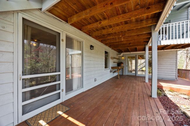63 Chestnut Forest Rd, House other with 3 bedrooms, 3 bathrooms and null parking in Fairview NC | Image 44