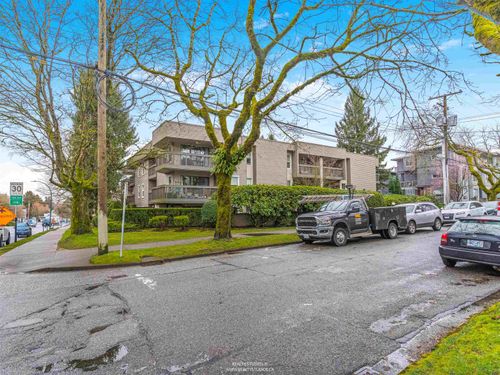 204-3020 Quebec St, Vancouver, BC, V5T3B1 | Card Image