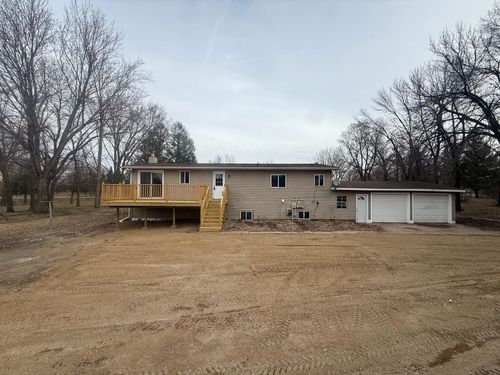 3455 165th Ave Ne, New London, MN, 56273-9530 | Card Image