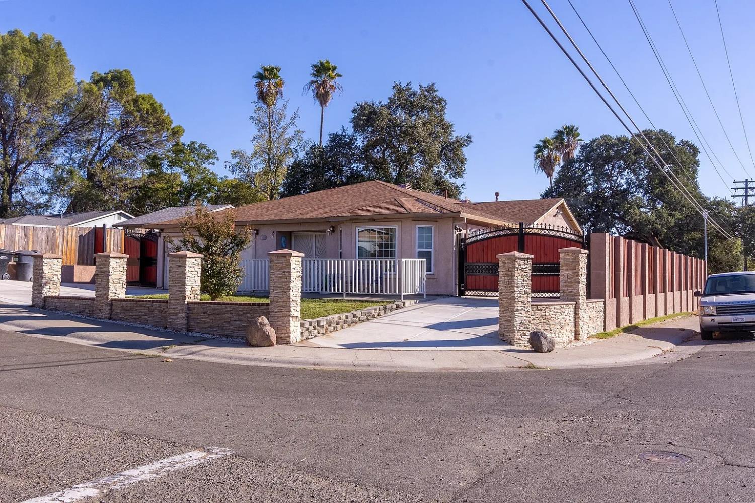 Residential Lease in Sacramento 3
