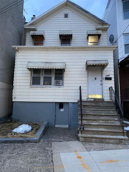 1702 John F Kennedy Blvd, Jersey City, NJ, 07305-1838 | Card Image