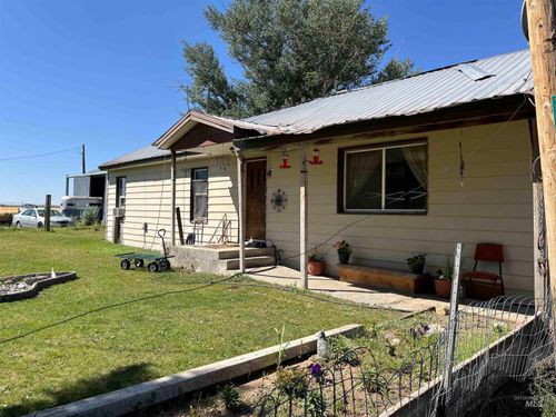 2131 N 2900 W, Arco, ID, 83213-8724 | Card Image