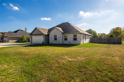 113 Janice Lane, House other with 4 bedrooms, 2 bathrooms and null parking in Mabank TX | Image 2