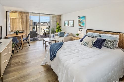 3916-445 Seaside Ave, Honolulu, HI, 96815-5541 | Card Image