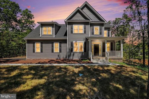 544 Noahs Landing Dr, BUMPASS, VA, 23024-4839 | Card Image