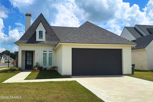 101 Travellers Palm Way, Youngsville, LA, 70592-6894 | Card Image