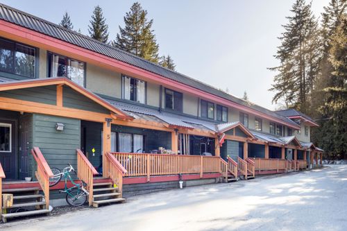 5 - 8100 Alpine Way, Townhouse with 2 bedrooms, 1 bathrooms and 1 parking in Whistler BC | Card Image