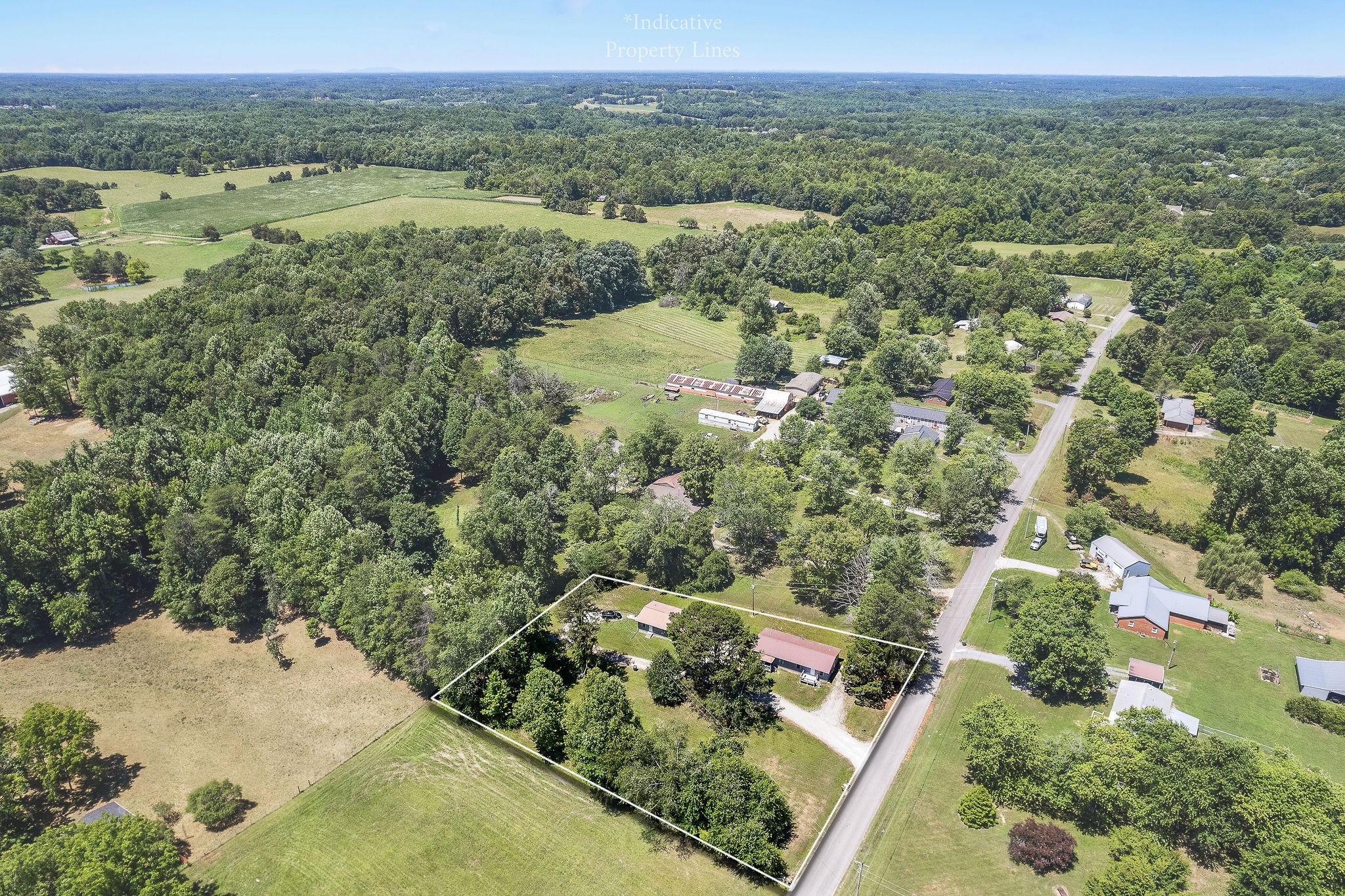 Village Rd, Cookeville, TN 38506