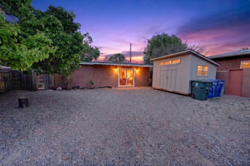 1564 Navajo Dr, Santa Fe, NM, 87505-3826 | Card Image