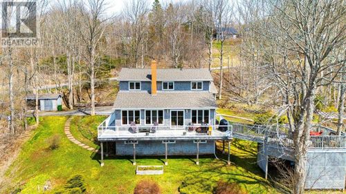8 Foleaze Park Dr, Brow Of The Mountain, NS, B0P1J0 | Card Image