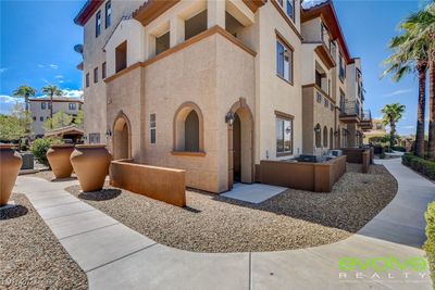 0 - 1053 Via Prato Lane, Townhouse with 3 bedrooms, 3 bathrooms and null parking in Henderson NV | Image 2