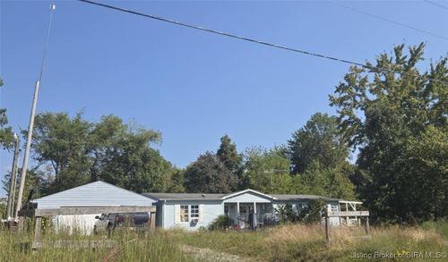 7060 E Mount Eden Rd, Scottsburg, IN, 47170-5312 | Card Image