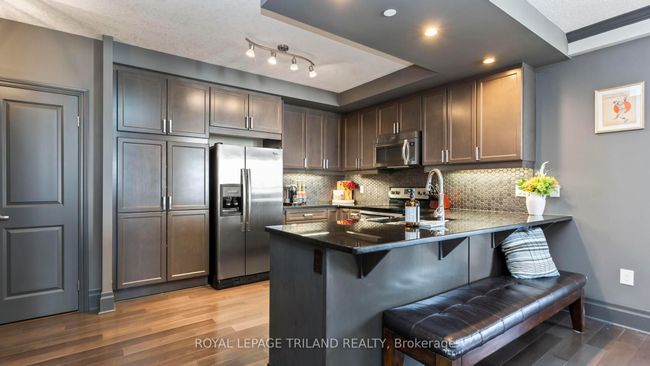 2303 - 330 Ridout St S, Condo with 2 bedrooms, 2 bathrooms and null parking in London ON | Image 13