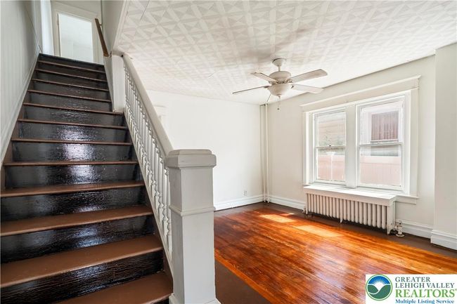 1926 W Broad St, Townhouse with 4 bedrooms, 1 bathrooms and null parking in BETHLEHEM PA | Image 21
