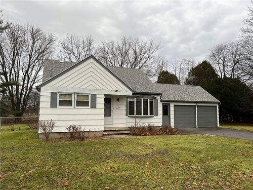 928 Plank Road, Penfield, NY, 14526 | Card Image