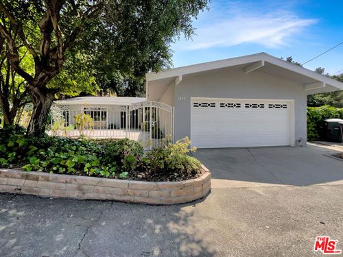  Greenwich Road, Glendale, CA, 91206 | Card Image