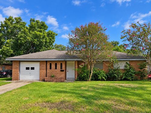 2930 Danforth Dr, Texas City, TX, 77590-6845 | Card Image