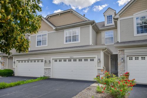 395 Vaughn Cir, Aurora, IL, 60502-6765 | Card Image