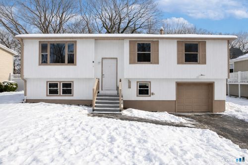 70 Coleman St, West Haven, CT, 06516-3201 | Card Image