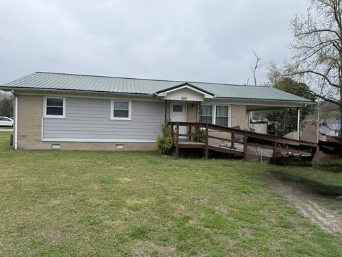 203 N Clydeton Rd N, Waverly, TN, 37185 | Card Image