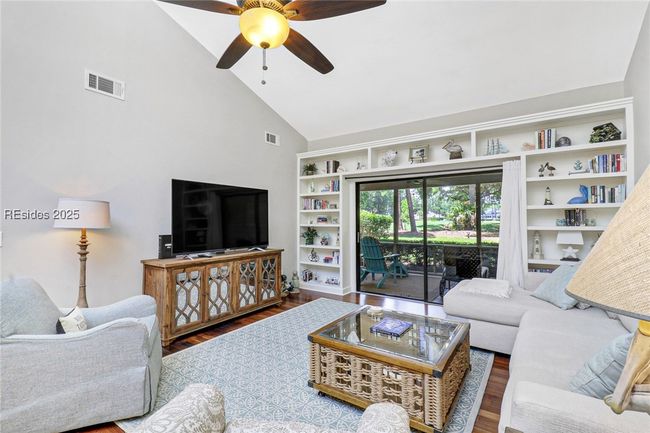 APT-391 - 15 Calibogue Cay Rd, Condo with 2 bedrooms, 2 bathrooms and null parking in Hilton Head Island SC | Image 4