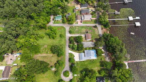 1 Live Oak Circle, Lake Waccamaw, NC, 28450 | Card Image