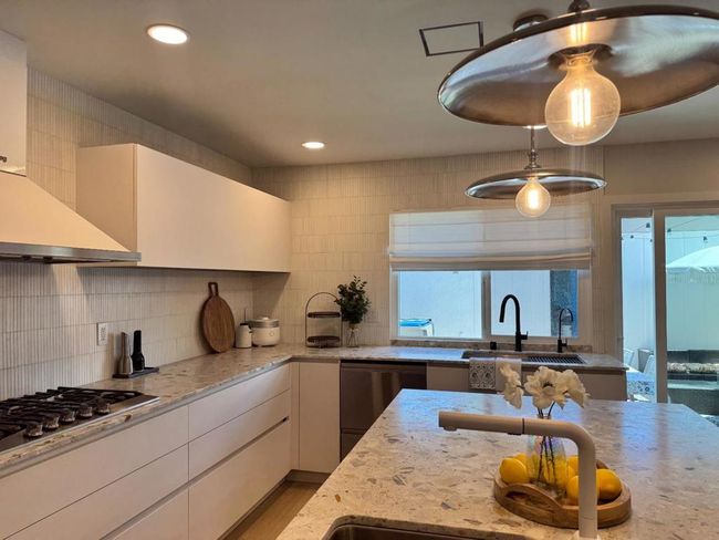 4655 Columbia River Ct, Townhouse with 4 bedrooms, 3 bathrooms and 2 parking in San Jose CA | Image 17