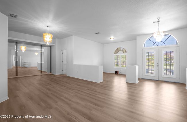 7285 Nightwalker Rd, House other with 4 bedrooms, 3 bathrooms and null parking in WEEKI WACHEE FL | Image 10